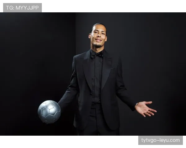 范戴克荣膺“拦截之王”,防守稳健再显王者风范 范戴克荣膺“拦截之王”,防守稳健再显王者风范