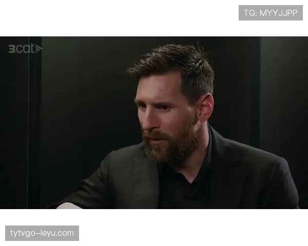 梅西回归传闻引爆球迷热议，巴萨10号传奇或将再续诺坎普篇章