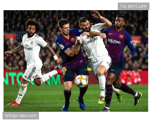 西甲豪门主力阵容曝光，明星球员状态回升点燃争冠新希望