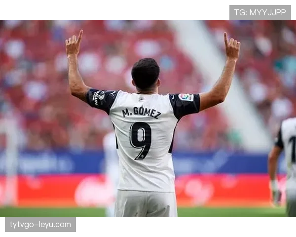 西甲焦点战：黄潜中场稳控全局，展现卓越组织能力